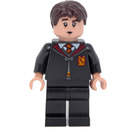 LEGO Neville Longbottom s Gryffindor Robe Clasped Minifigurka